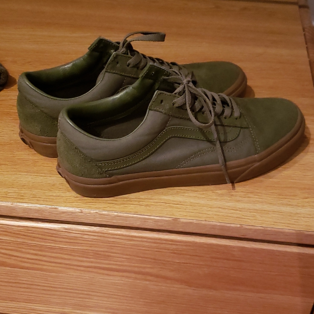 Olive gum sole vans